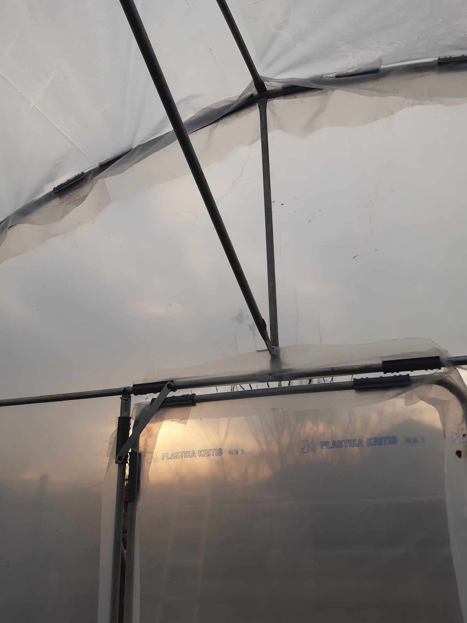 Bacau Solar structura plastic - market 3