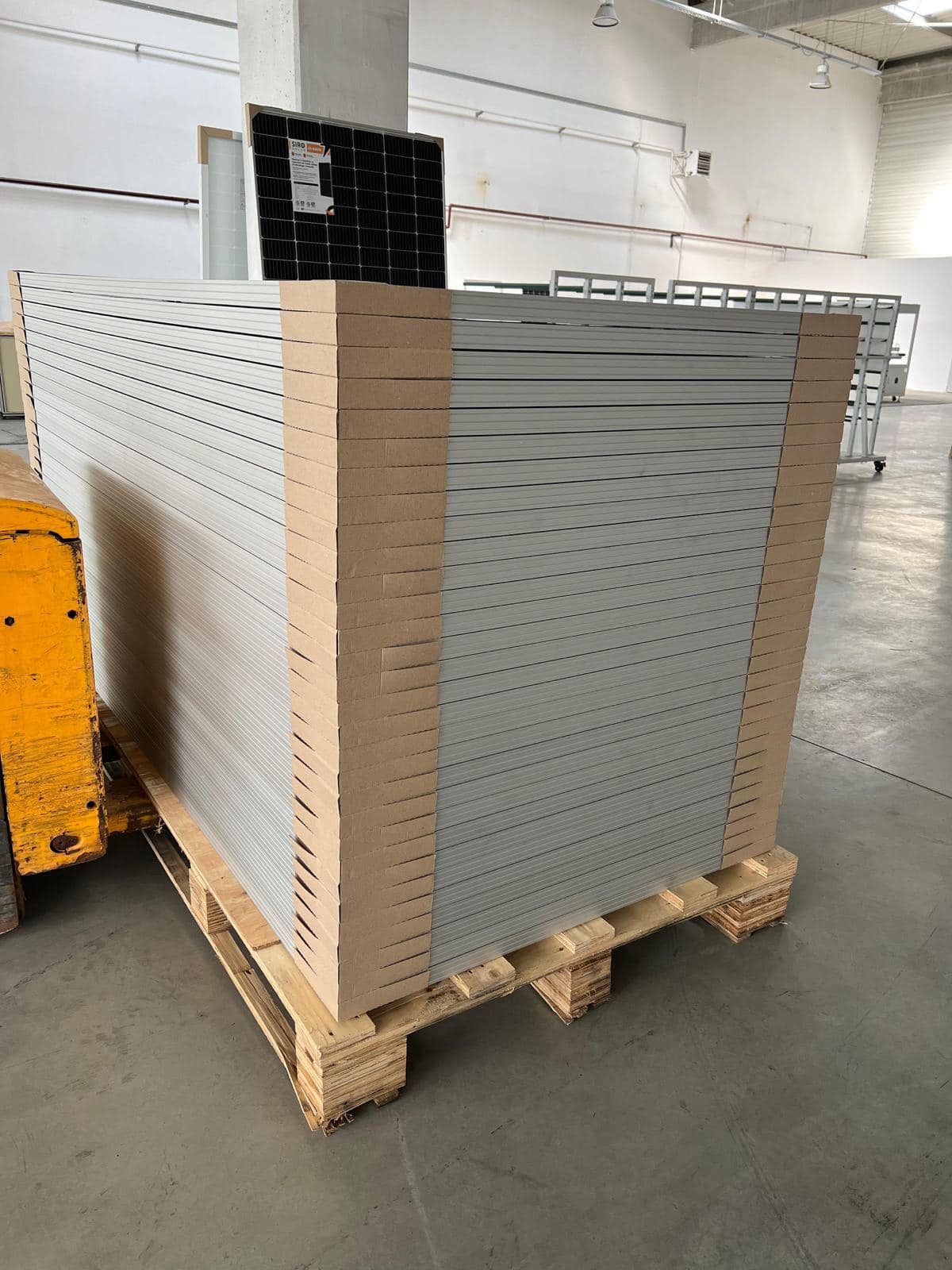 depozit electric panou fotovoltaic stoc societate comerciala siro solar sibiu romania