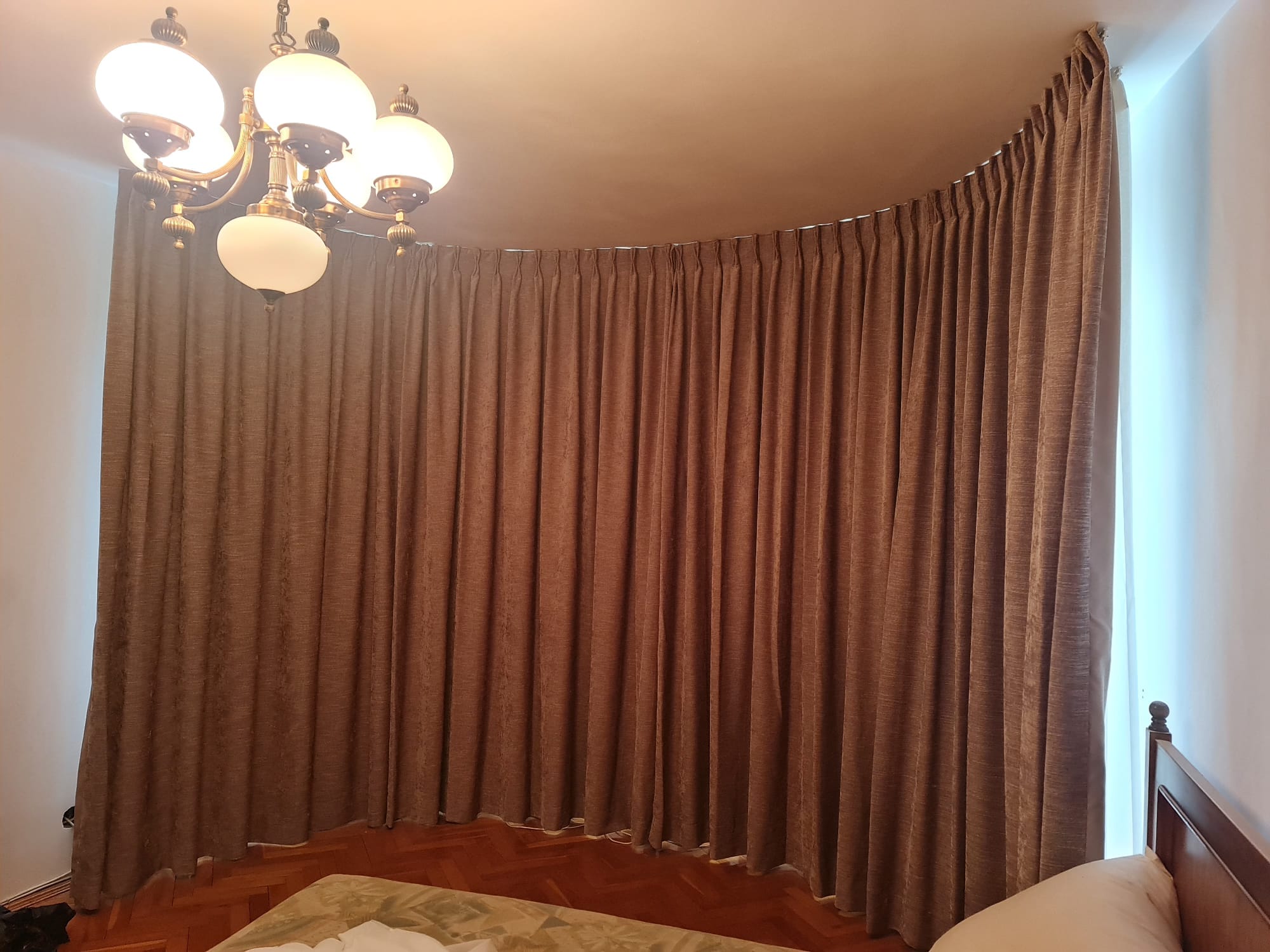 montaj geam sticla usi ferestre apartament casa camera popesti leordeni ilfov romania